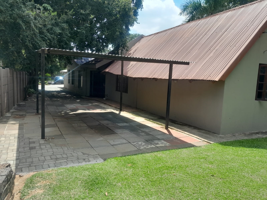 4 Bedroom Property for Sale in Bodorp North West
